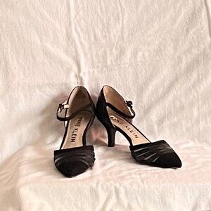 Anne Klein ‘Fayme’ Black Pointed-Toe*